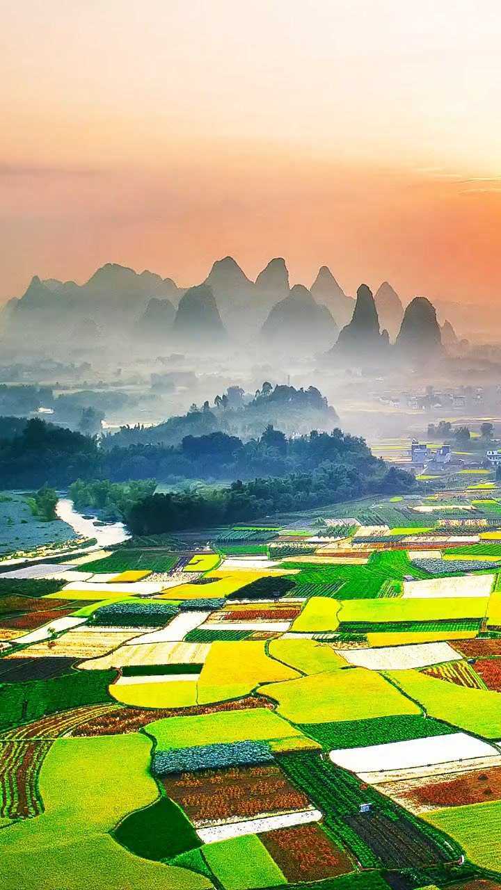 黔西南布依族苗族自治州兴义市下五屯万峰林风景区