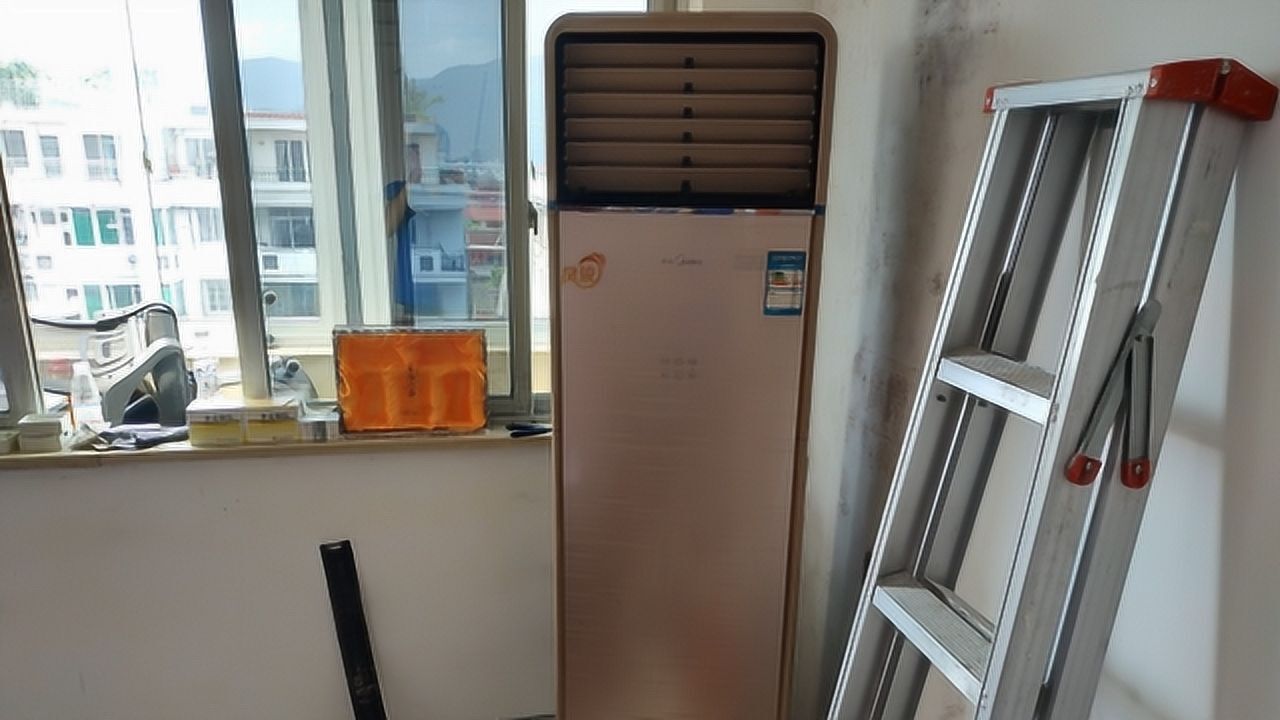 美的风骏柜机空调面板拆卸方法空调维修拆装清洗都能用上