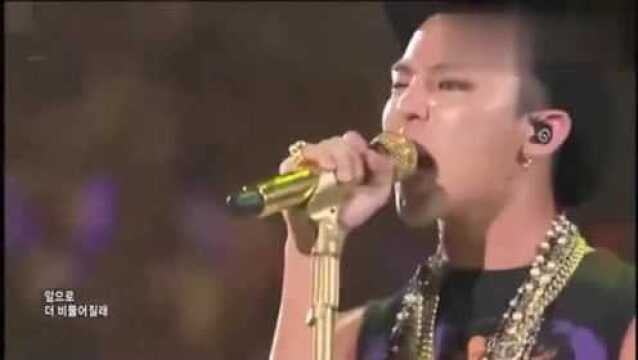 GDRAGON《Crooked》演唱会现场嗨爆,因歌迷欢呼!