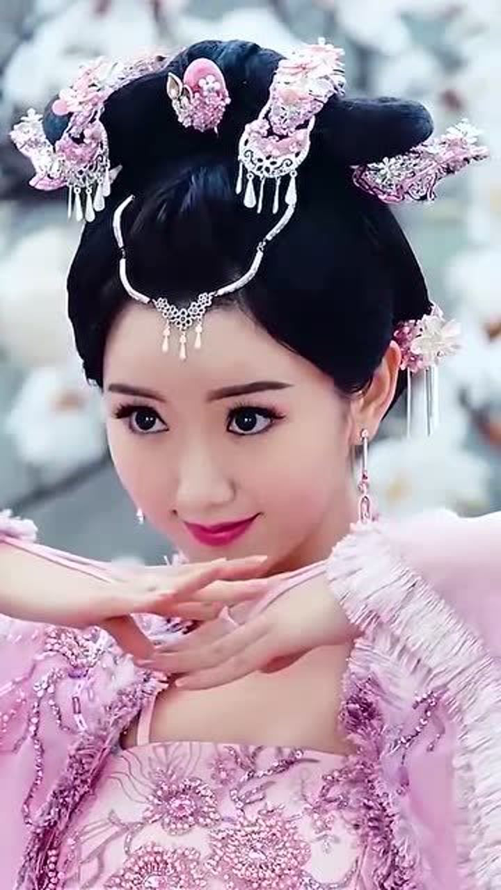 毛晓彤古装舞蹈欣赏,这才是真正的"一舞倾城",你被惊艳了吗