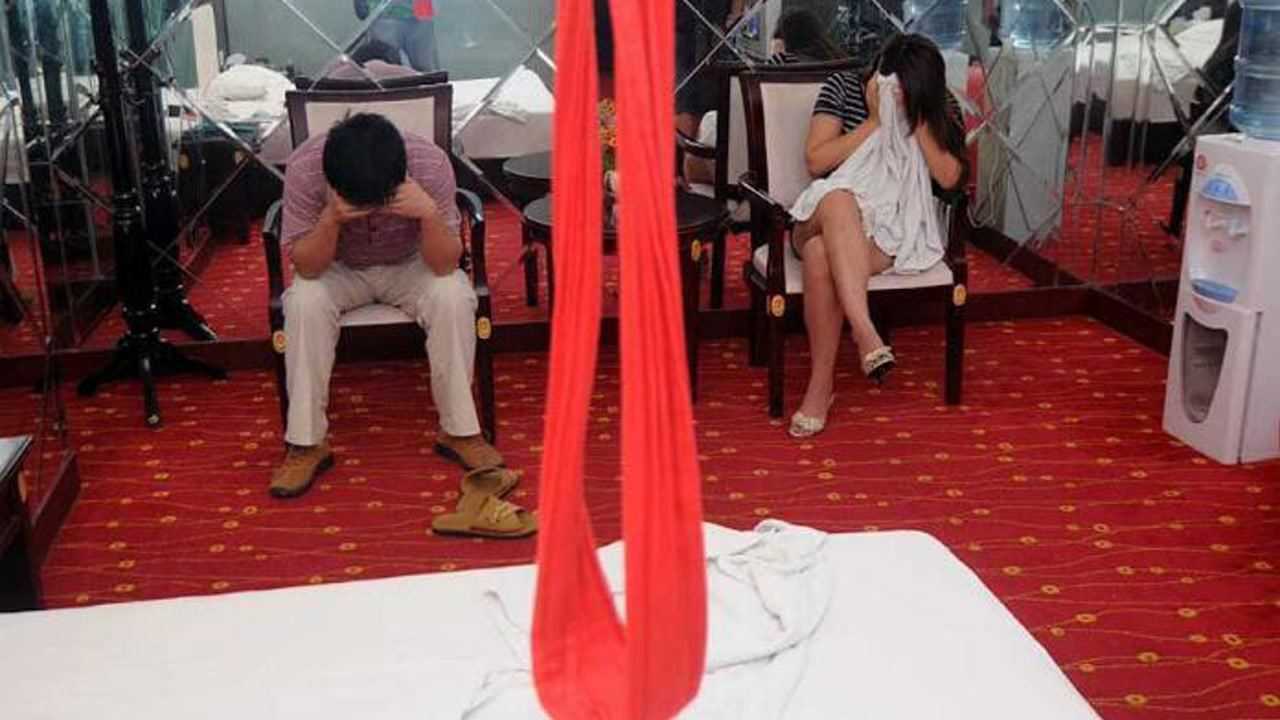 珍贵影像东莞涉黄桑拿的小姐服务时有多无遮拦