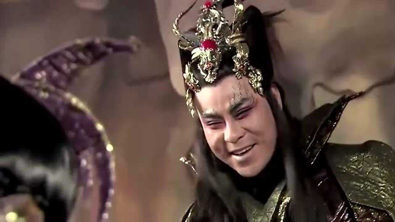 活佛济公雪艳被天蚕魔君鞭打用雪柔做幌子保住自己性命