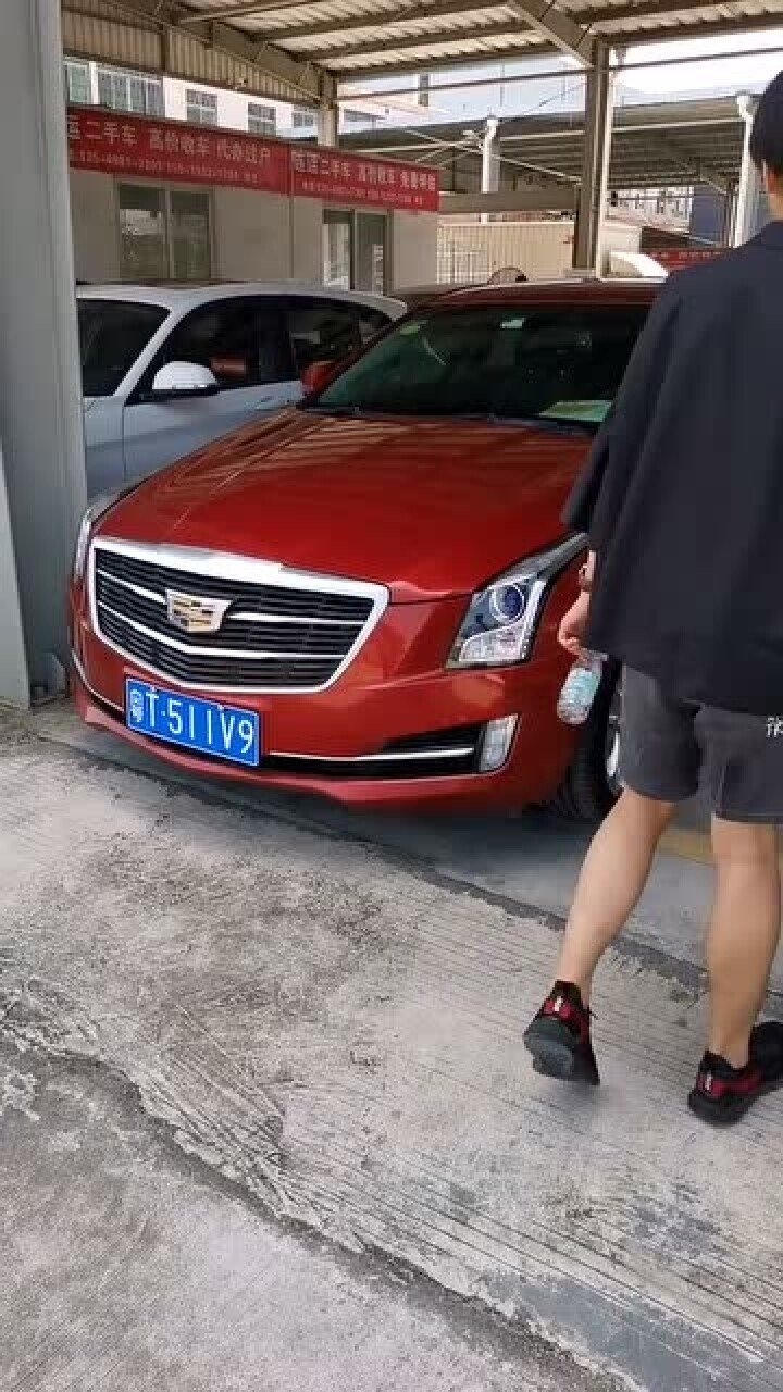 凯迪拉克追高铁(凯迪拉克追高铁车放在哪个博物馆)
