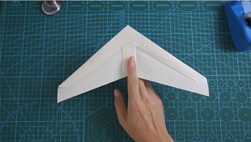 完美的滑翔纸飞机！Omniwing ，媲美Paperang 的纸飞机