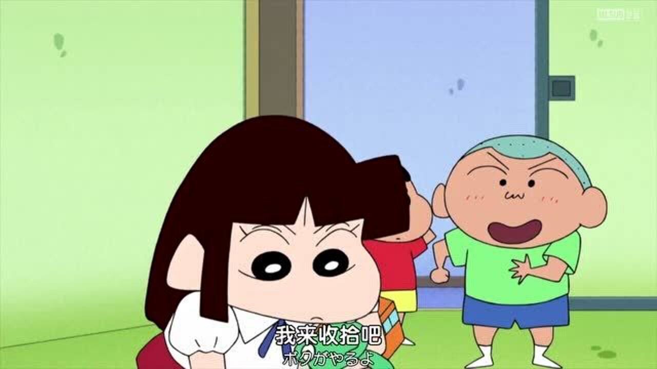 蜡笔小新:正男这个笨蛋,为了显示自己在小爱面前拼命做家务!