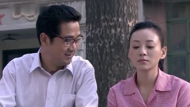 金婚:燕妮看着妹妹南方准备考大学,心里有些嫉妒