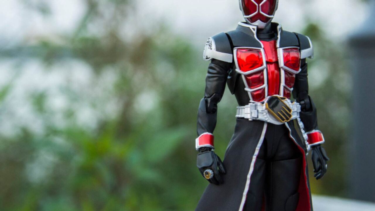 假面骑士中五个最帅的男人龙骑上榜法爷皮套太炫领跑时尚