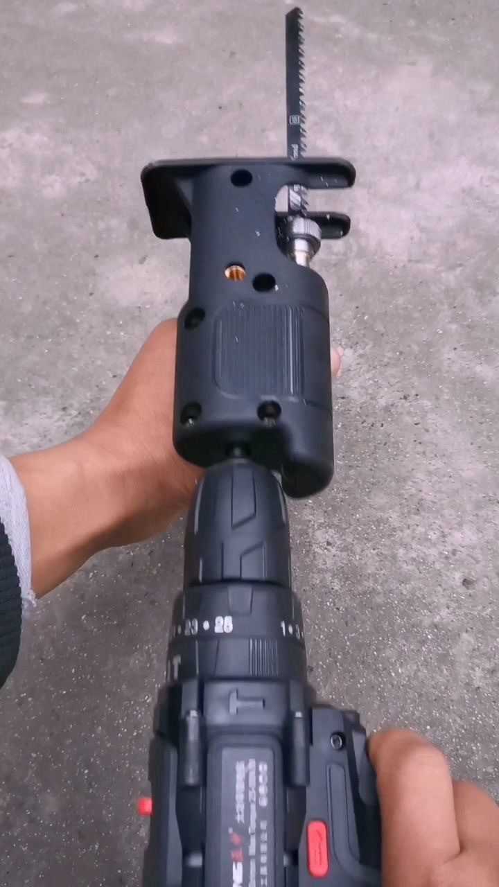 电钻变电锯转接器