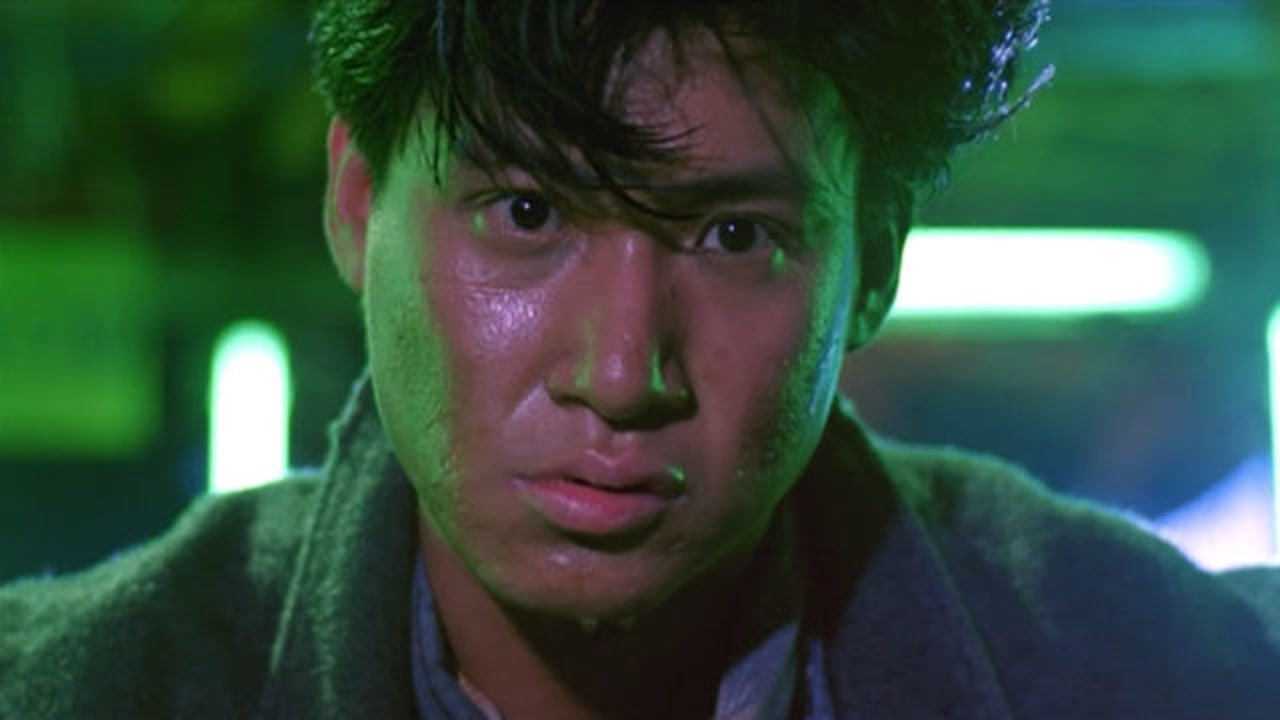 喋血街头:阿乐见到阿b,告诉他阿辉现在还活着,但是已经疯了!