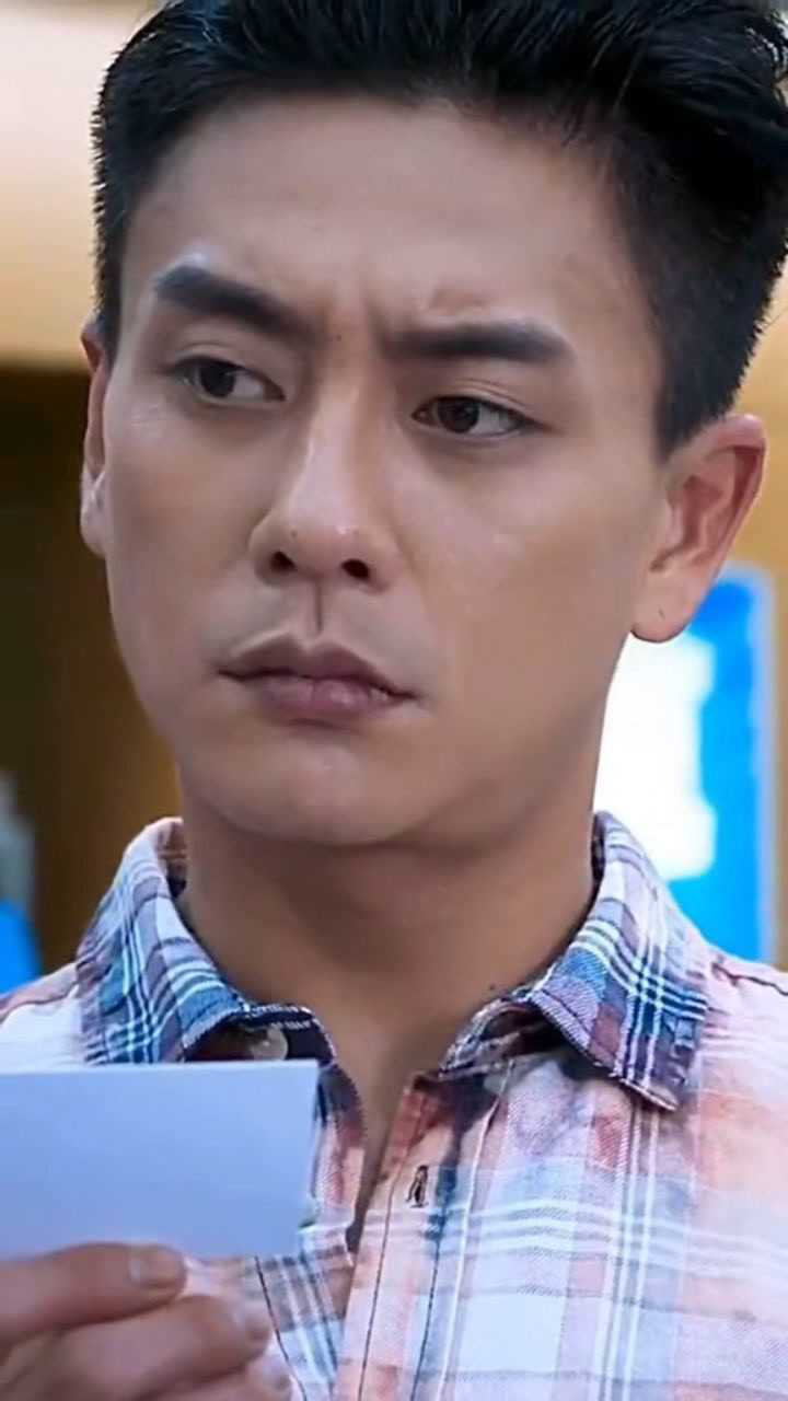 黄宗泽真的太帅了,小时候最喜欢看他的电视剧!