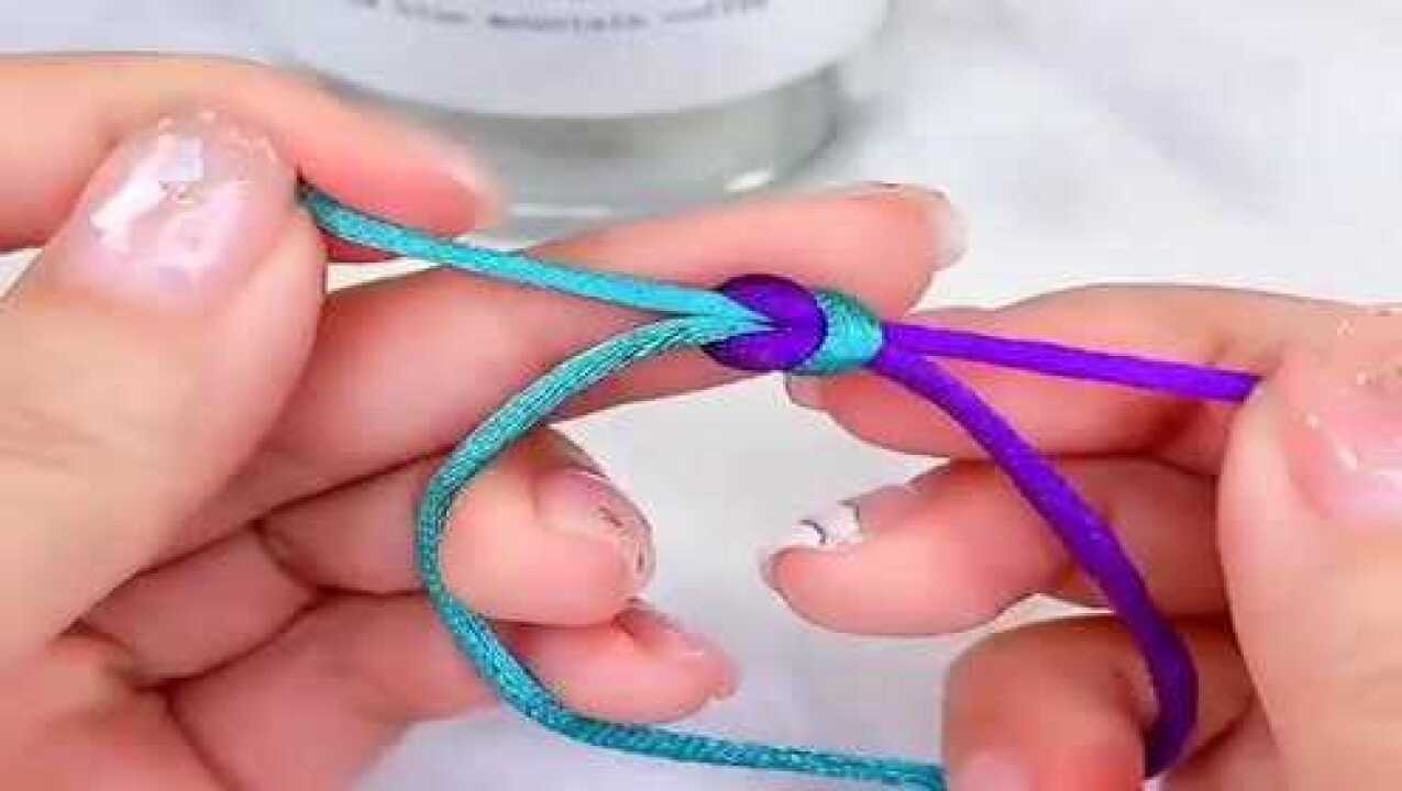 弹力绳打结这样做,怎么拉都不会滑开,太实用了!