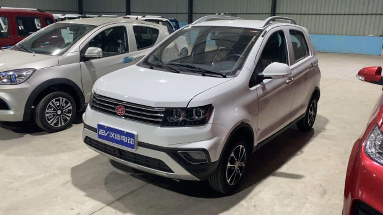 汉唐q5e低速电动车大尺寸大空间时速最高的电动车就是它