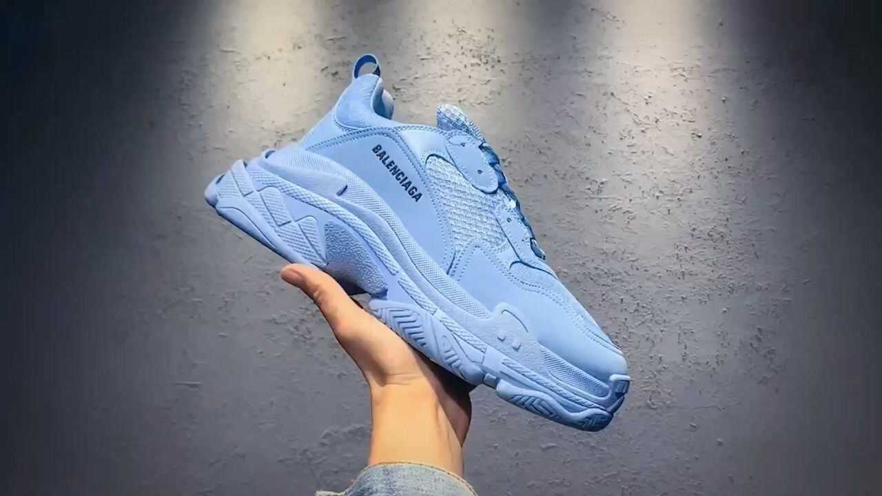 balenciaga triple s巴黎世家 初代老爹鞋
