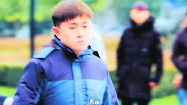 快递小哥被人看不起,霸气收购豪车撞大树,请尊重每个行业