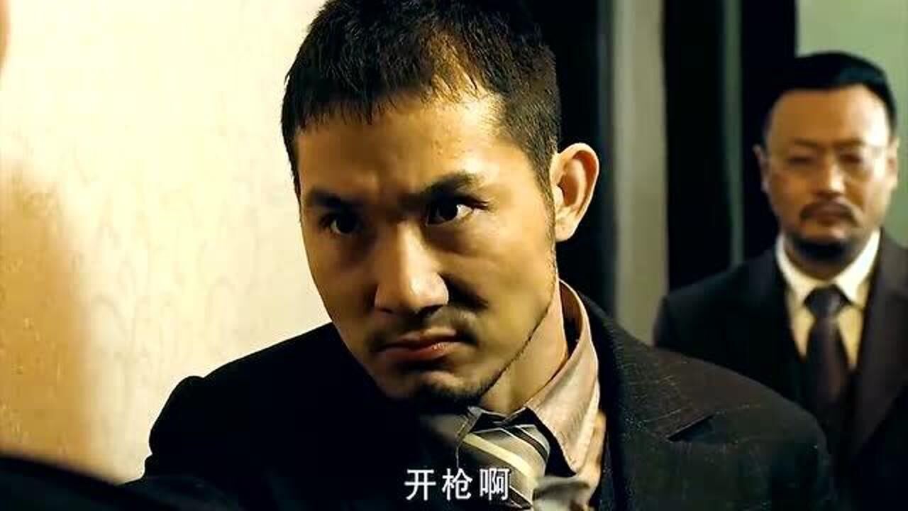 我叫铁林虽然我只是一个小巡捕但是谁来都不好使这才叫霸气