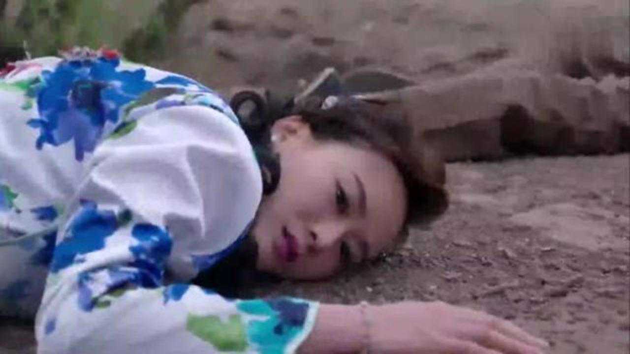 美女欲谋害老人,反将其激怒,被当场乱枪打死_高清1080P在线观看平台_腾讯视频