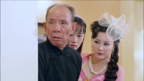 冷枪手蒋玉珊被苏粲然救出却发现妈妈已经遇难