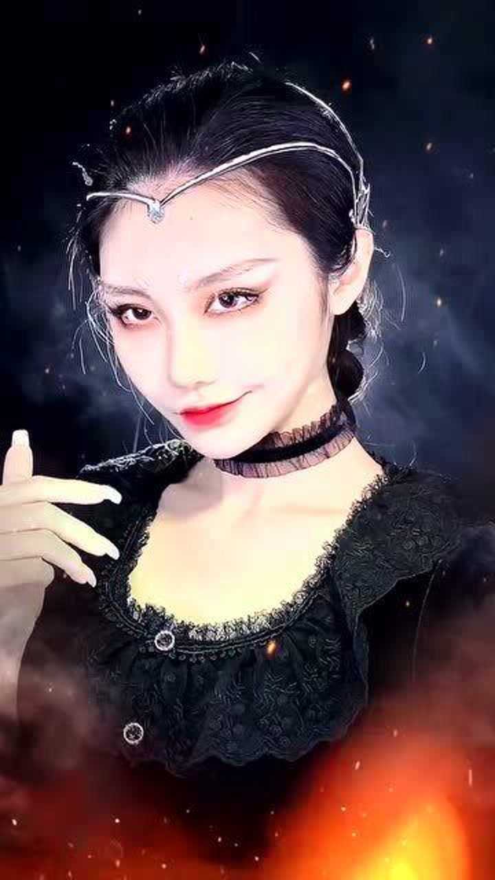 特蕾娅仿妆秘密就像森林里的火把不能照亮整片森林却能引来嗜血的野兽