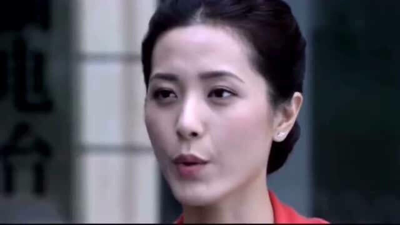 曾黎2002年主演都市情感剧男才女貌受到关注