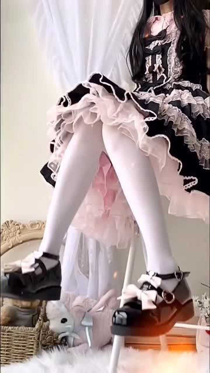 白丝萝莉，是你喜欢的类型吗？_腾讯视频