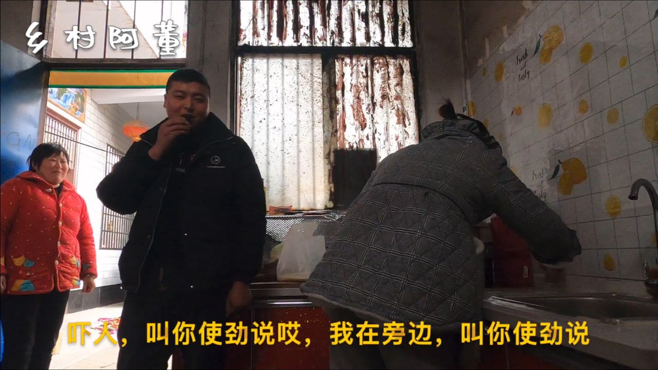 丈母娘的坏话一定要少说,女婿前脚刚说完,丈母娘后脚就听见了