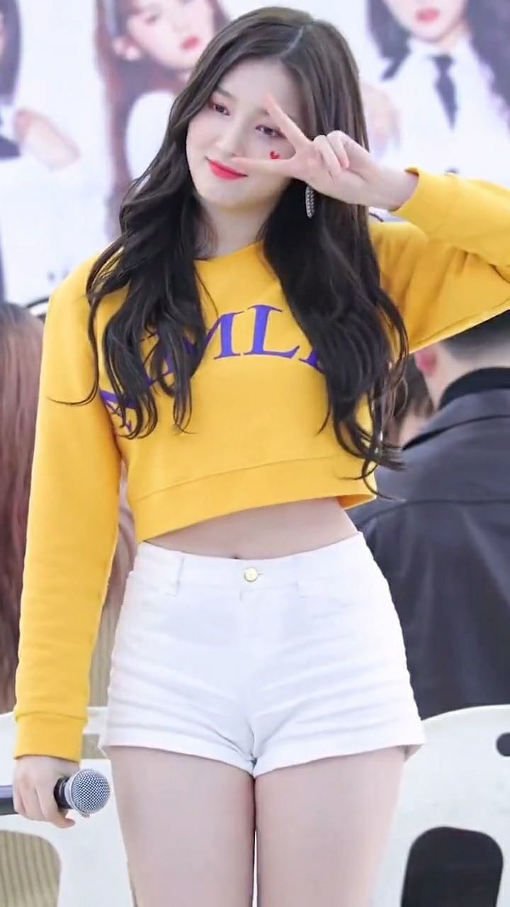 财阀的视觉第一个太李承利程潇张天爱裴珠泫克拉拉朴姬兰权娜拉