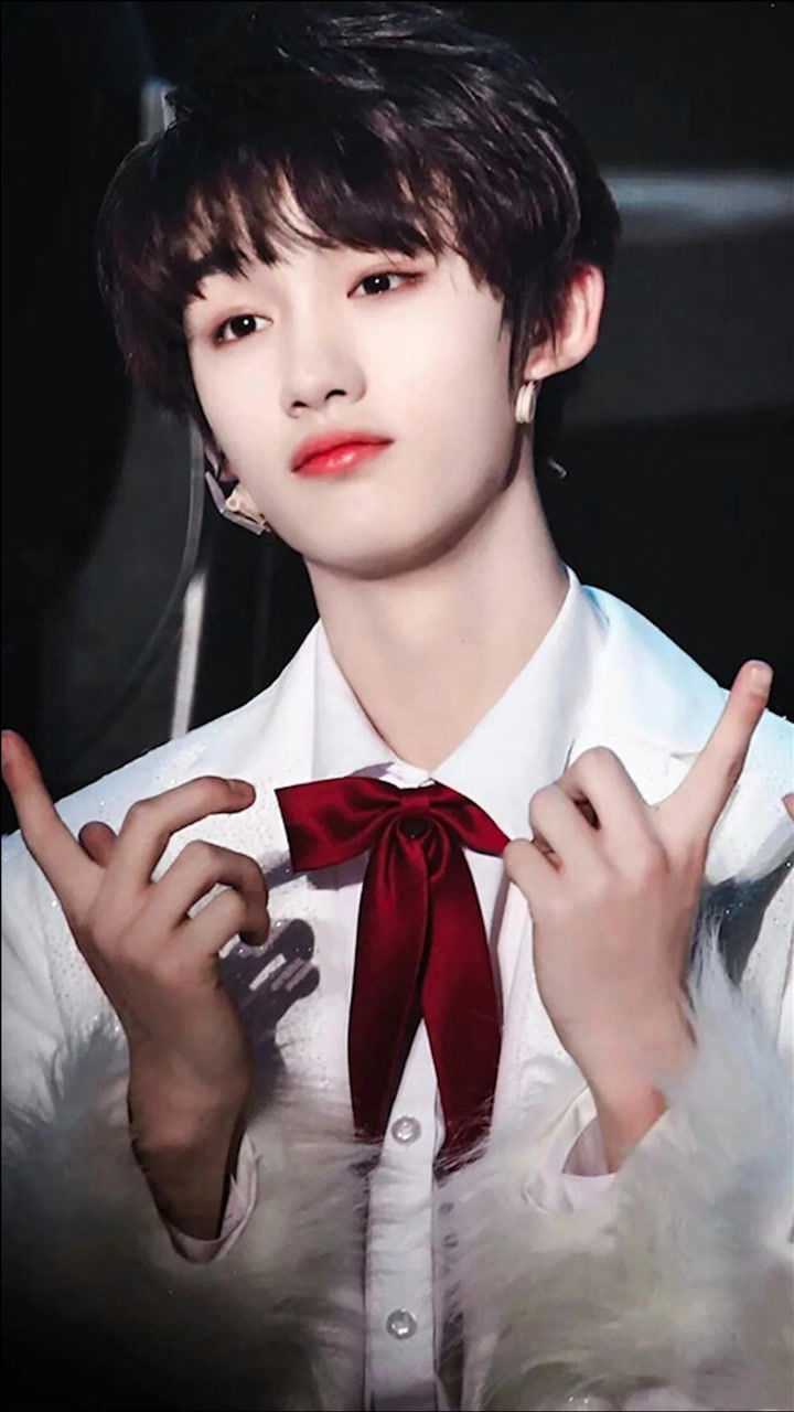 鑫翔:丁程鑫的霸气,硬生生把游戏玩出了偶像剧的感觉!