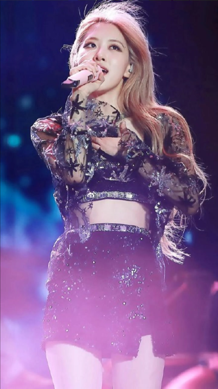 凭头发丝都可以出道的朴彩英,科切拉的风使澳洲野玫瑰释放天性,疯狂