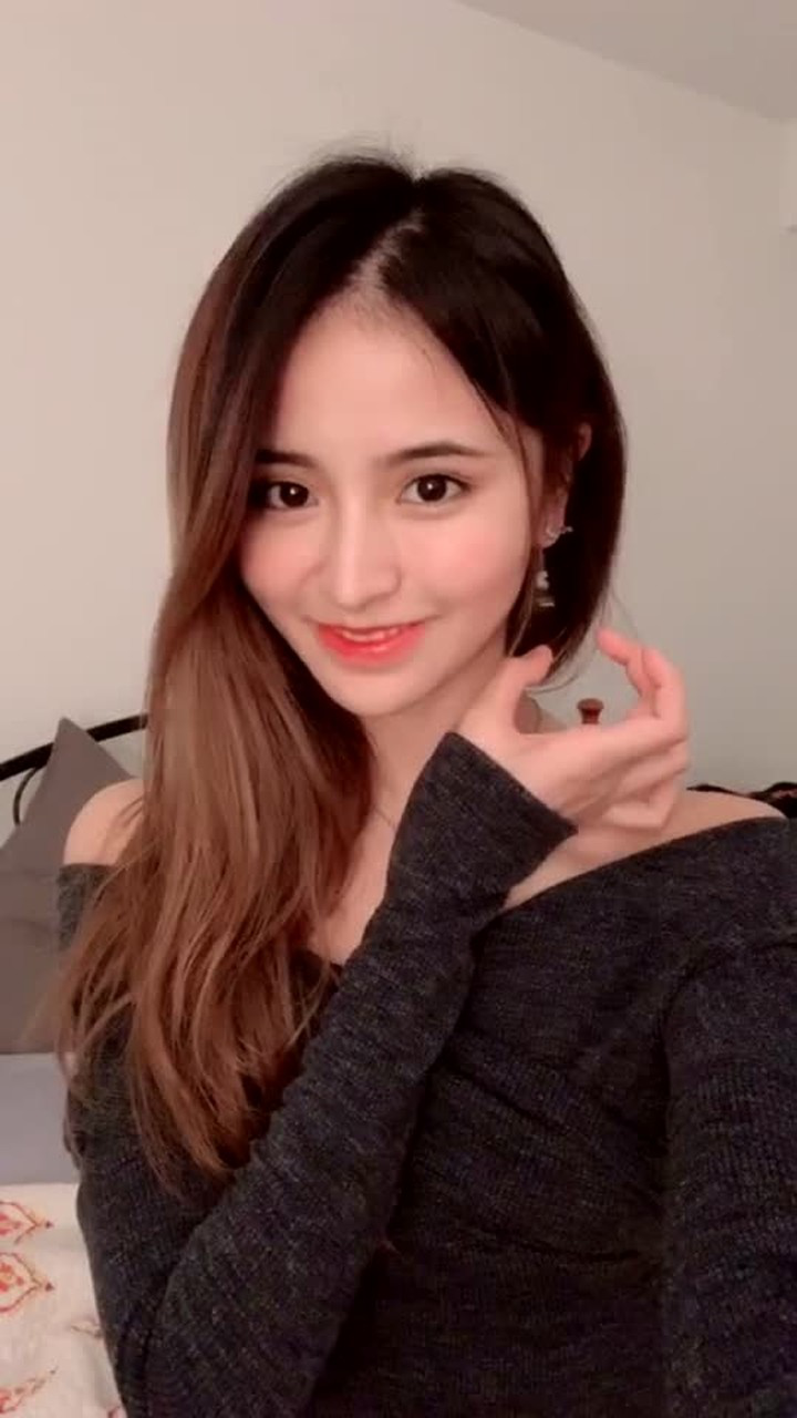 78心动时刻快来看美女金的贴脸杀吧–是心动呀糟糕眼神躲不掉对你