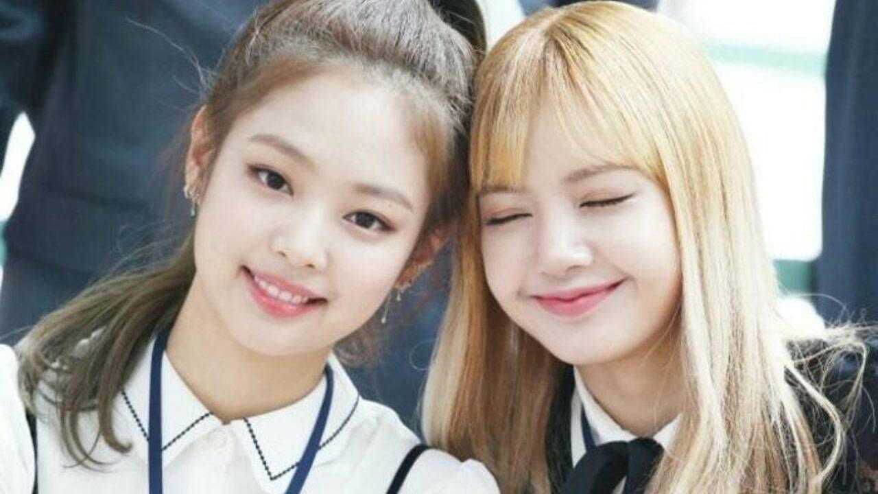 真傻cp在线"炫富",jenlisa真默契!