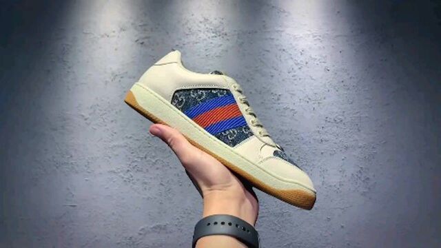 Gucci Distressed Screener sneaker 鞋