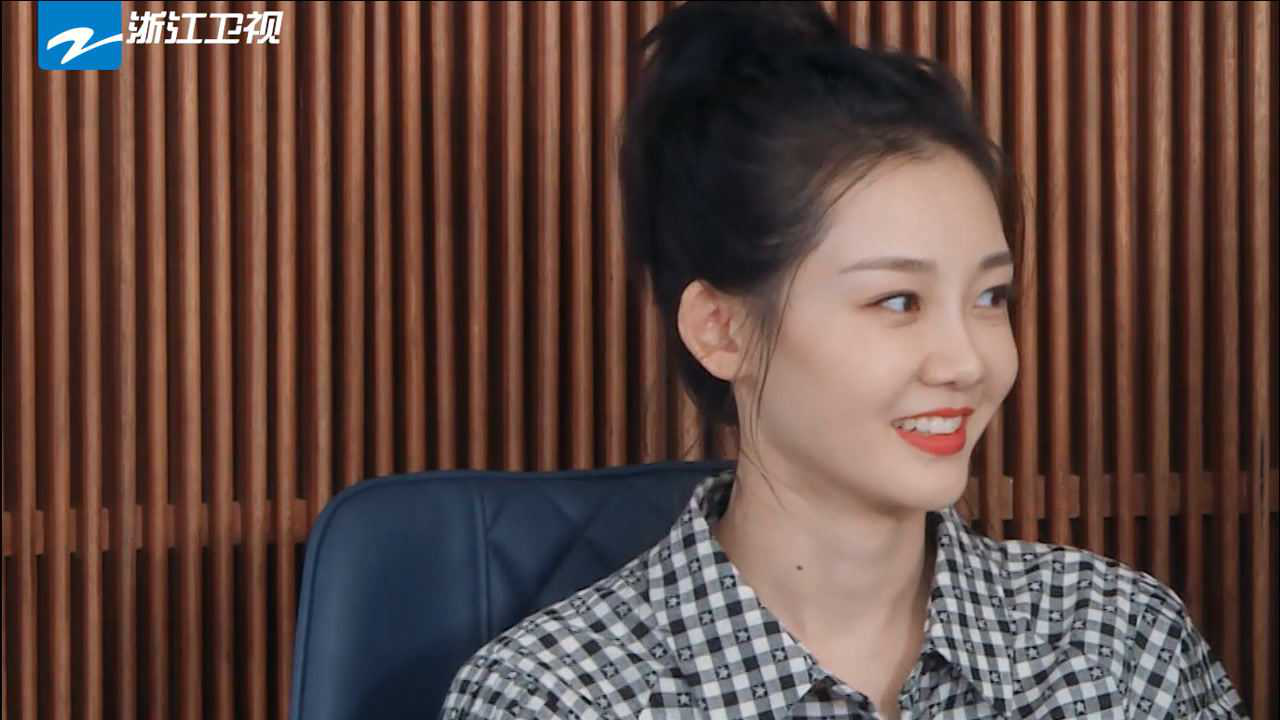 奔跑吧:郑恺表白苗苗的时候,又霸道又很怂,集体吃瓜脸