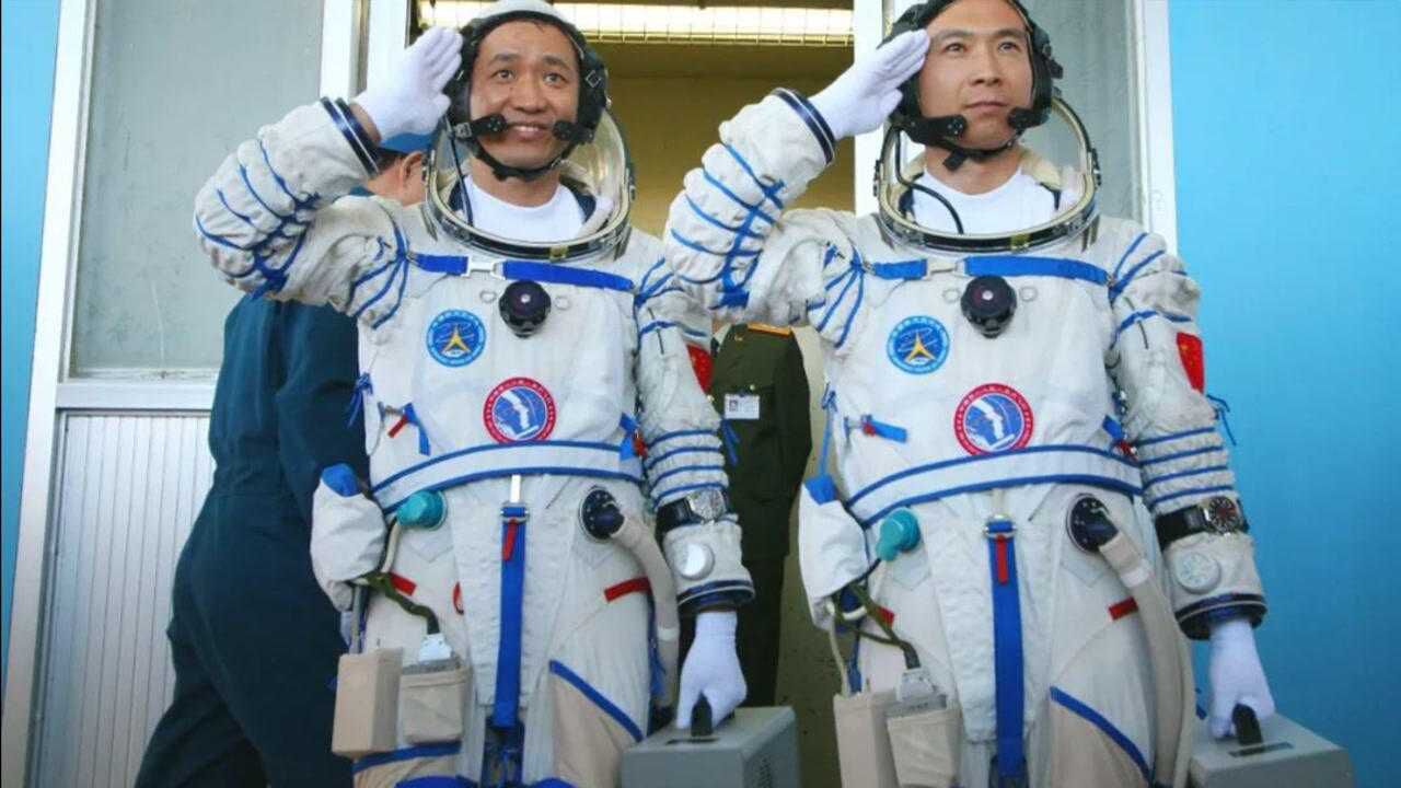普通人如何成为一名“宇航员”?一个视频告诉你:要付出多少努力_高清1080P在线观看平台_腾讯视频