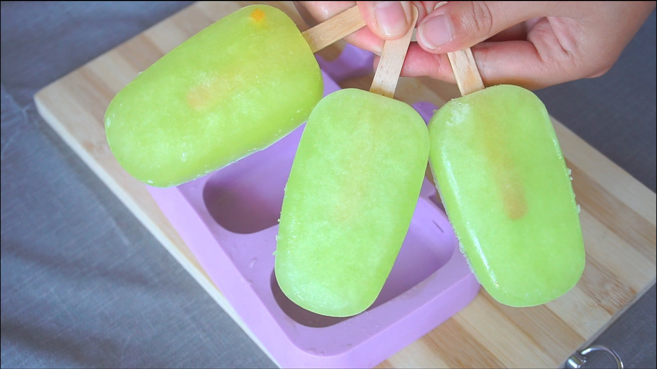 两分钟还原童年雪糕绿舌头,超简单还能duangduangduang_腾讯视频