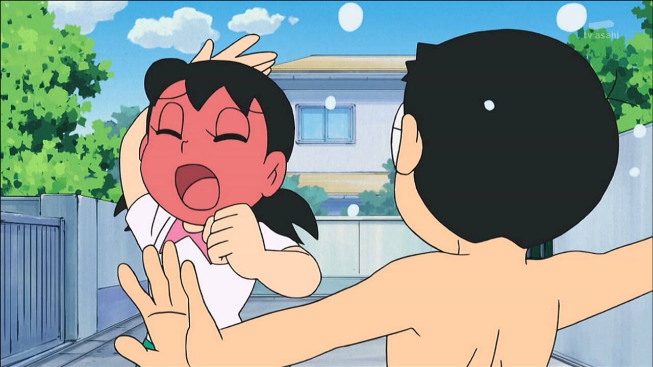 大雄为修炼忍术不穿衣服上街结果被静香撞到这日子没法过了