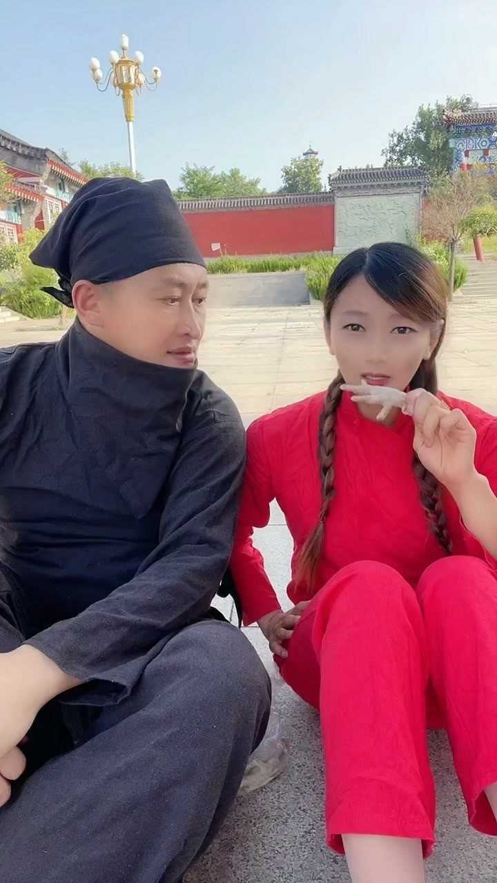 这个电视名字叫做瞎子传奇之寻找眼珠子拍戏现场