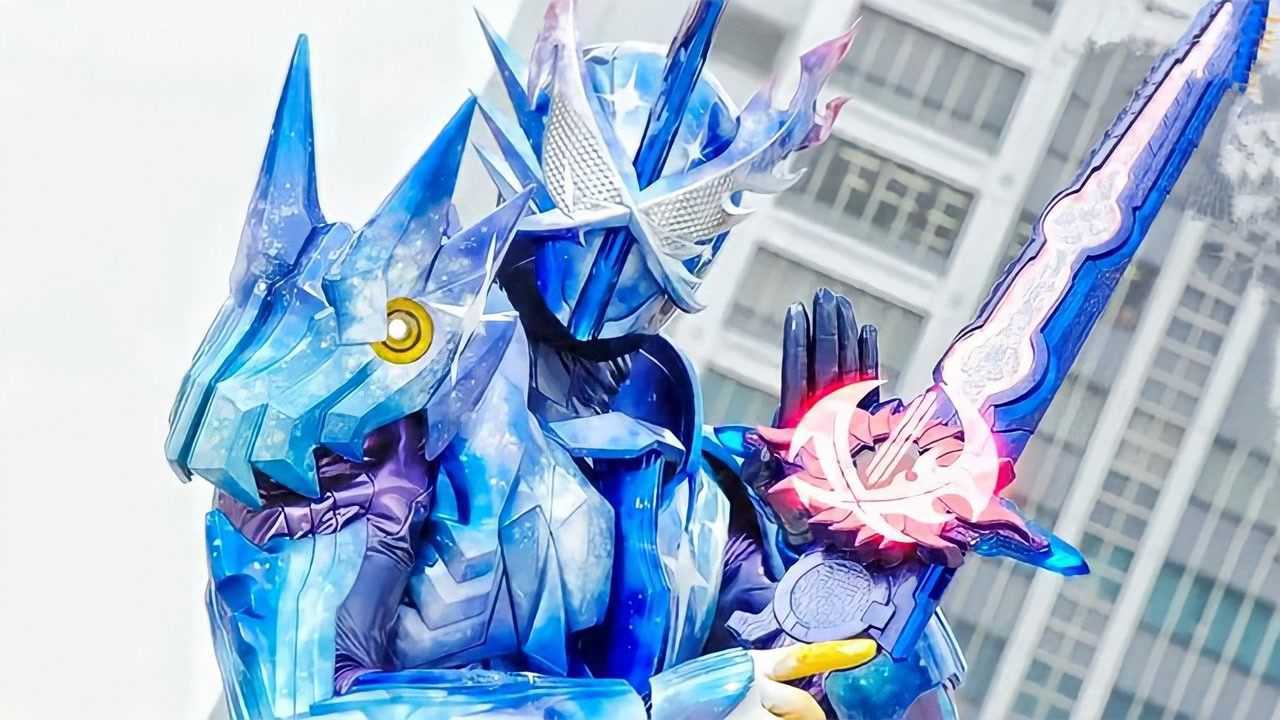 假面骑士圣刃全形态变身合集