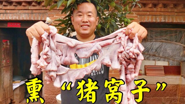 猪身上最好吃的“猪窝子”,40买六斤,回家做熏猪窝子,比猪肚还好吃