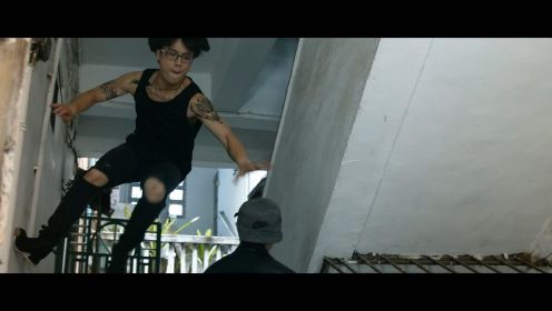 中国版的《暴力街区》经典镜头翻拍预告