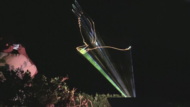 山体投影激光灯 (佳诺灯光案例)