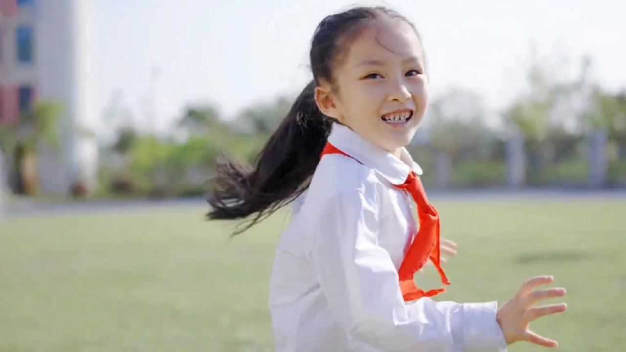 光明的未来——教育部全国综合防控儿童青少年近视专家宣讲团推荐歌曲_高清