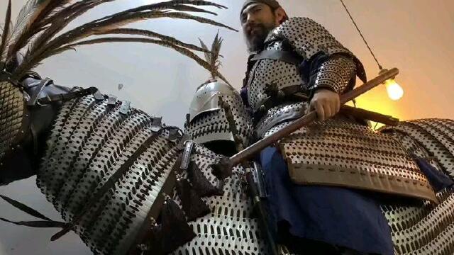 花里胡哨的盔甲看多了来看看历史上著名的具装骑兵铁浮屠全重130斤