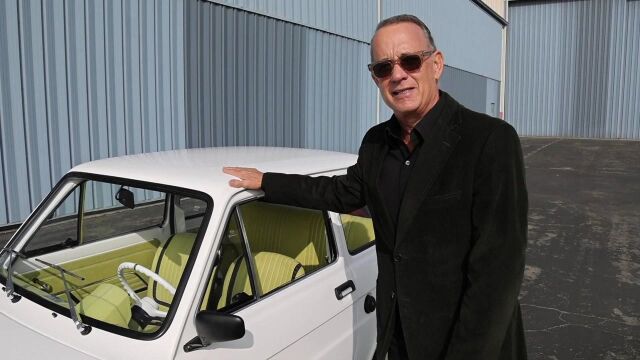 Tom Hanks Presenting His One of One 1974 Polski Fiat 126p