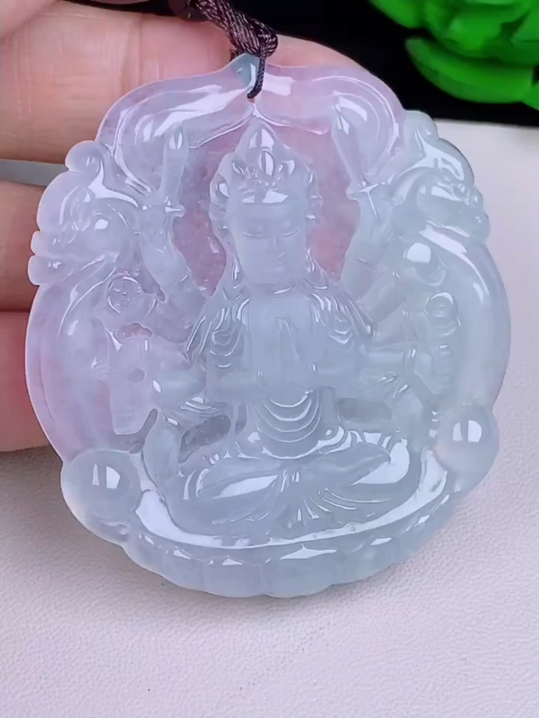冰种翡翠千手观音