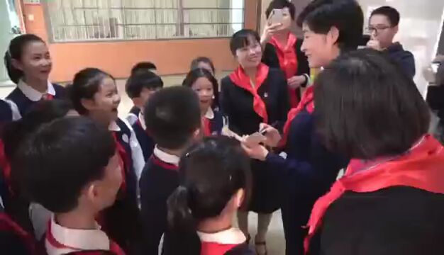 逐梦航天启新程!旧部前小学全体少先队员为航天员刘洋送祝福