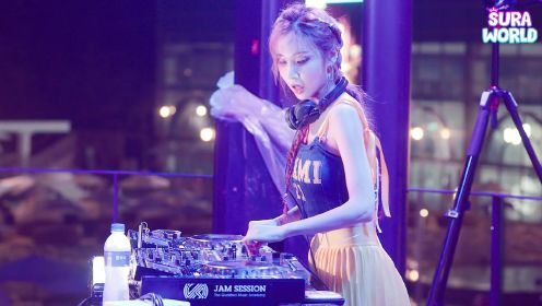 韩国女 DJ SURA - 户外电子派对