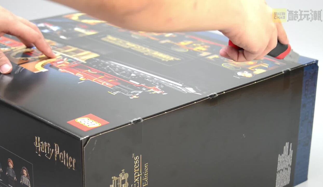 开箱魔法世界之旅！乐高哈利波特76405霍格沃茨特快珍藏版发布_高清1080P在线观看平台_腾讯视频