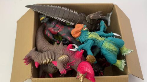 怪兽玩具大合集,加高尔贡 骷髅哥莫拉 贝利亚奥特曼 泰兰特 奇美拉