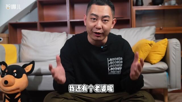 「智哪儿评测」萤石AI扫拖宝RS2:全自动扫拖洗一体,还是行走的智能家居摄像机