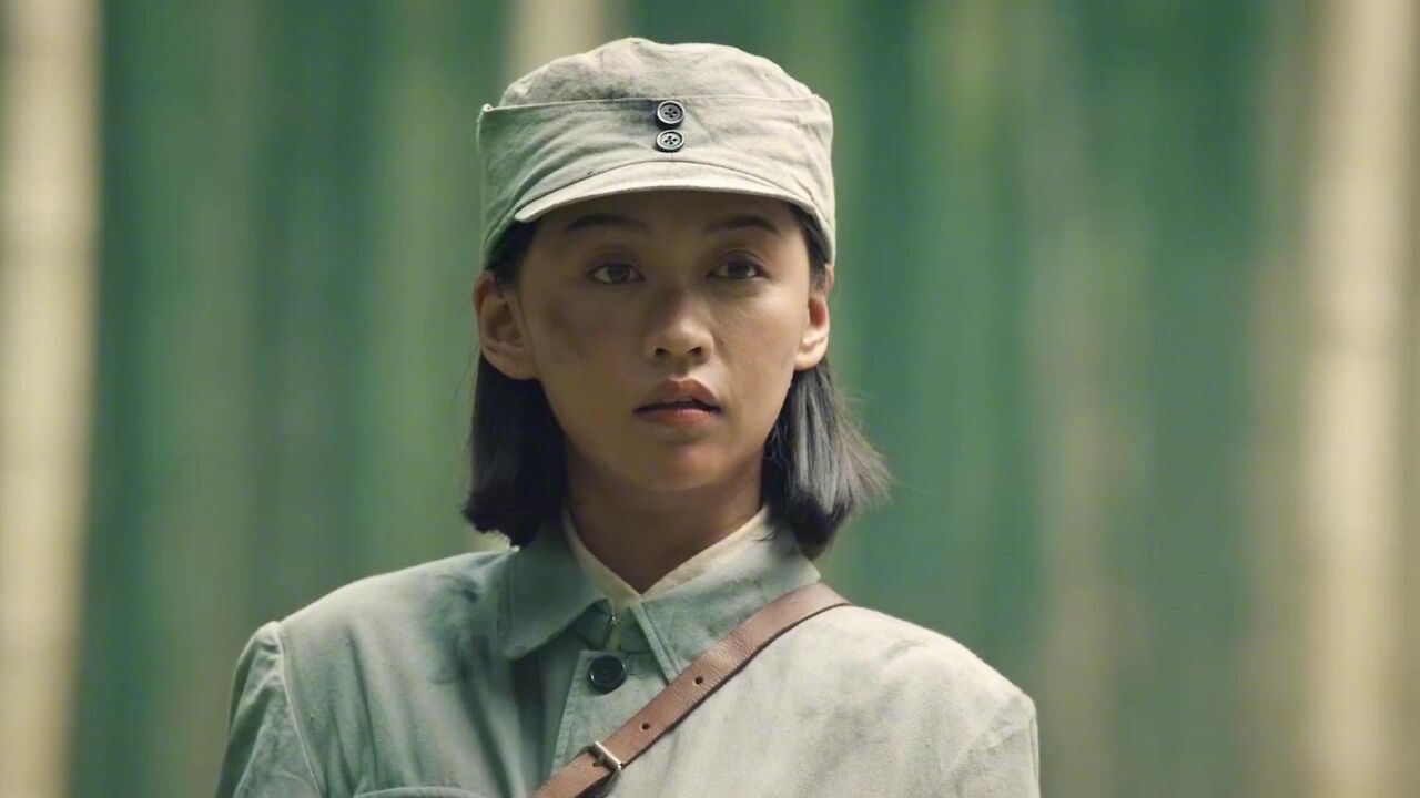 虎胆巍城:物资队遭鬼子偷袭,水英掩护雨竹,怎料自己被子弹打中!